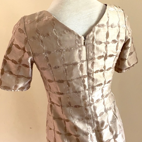 50’s style shift dress 🔳velvet embossed checker print SIZE 8 Relaxed fit - Picture 6 of 9